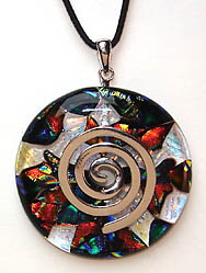 ElfenGlas� CELINE - Glasschmuck - Schmuck-Anh�nger (Donut) aus Glas mit Spirale. Modeschmuck in Fusing-Technik.